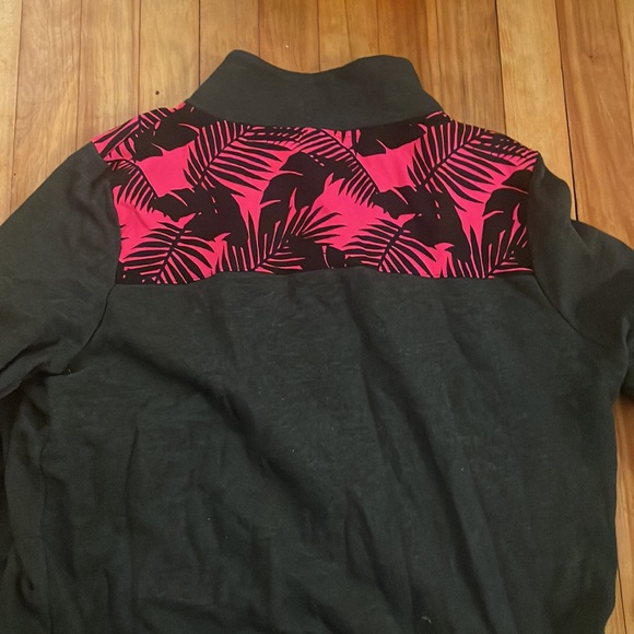 Large Victoria Secret Pink 1/4 zip - Picture 6 of 6